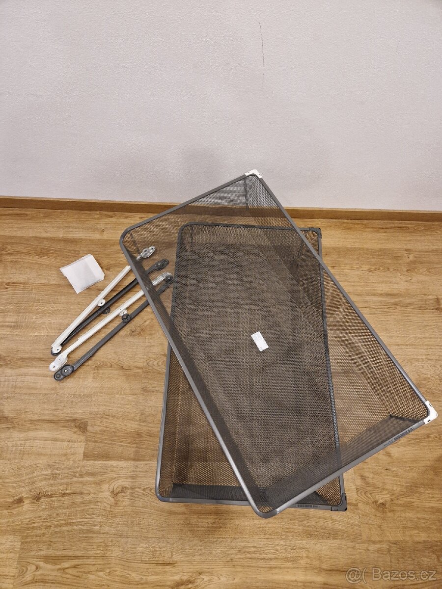 Součásti z Ikea (PAX, METOD)