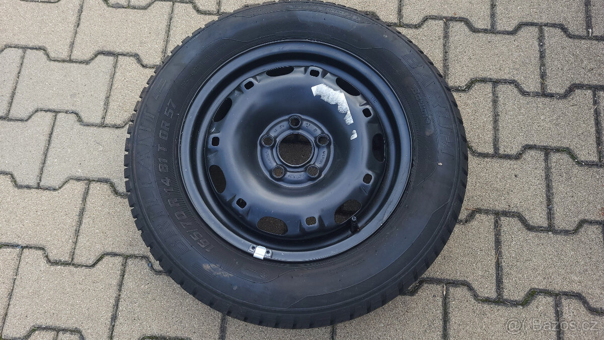 Rezerva, rezervní kolo