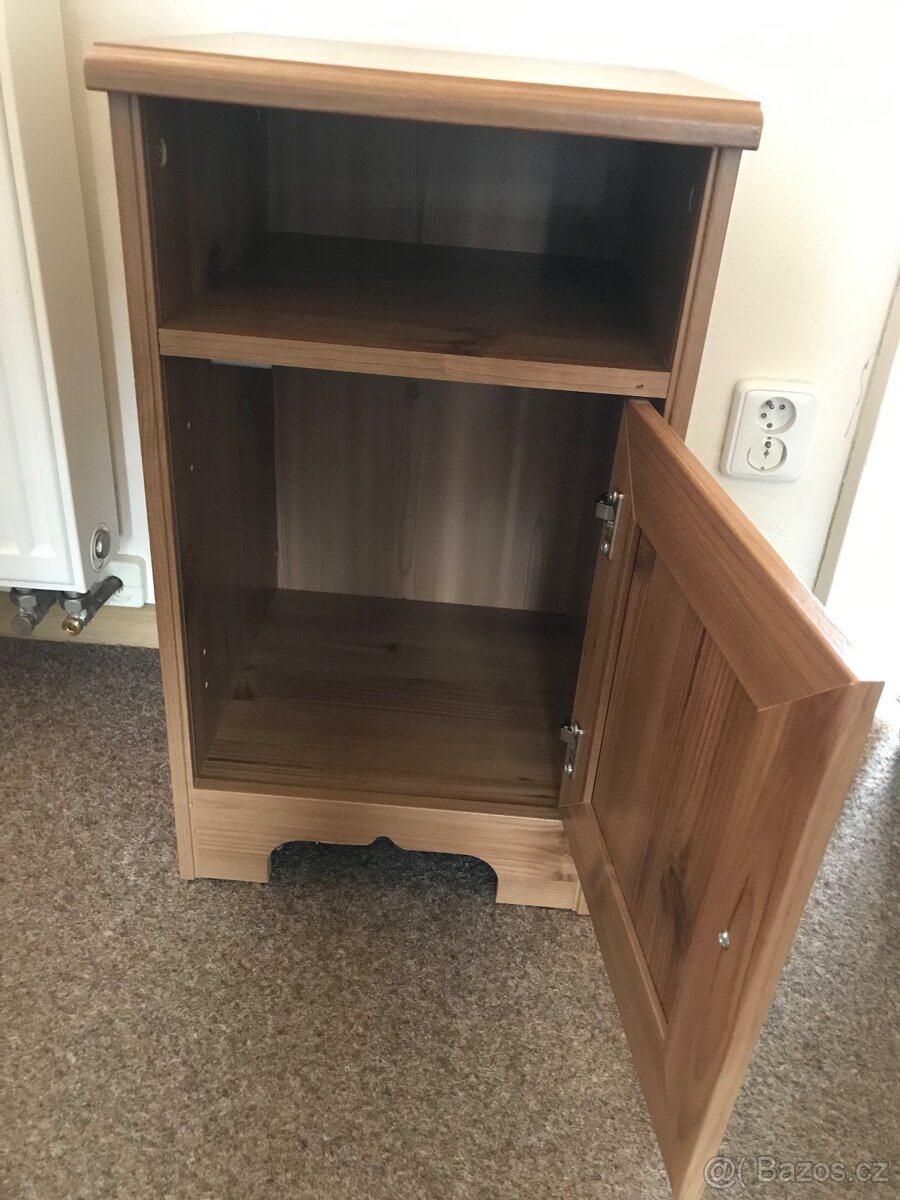 Noční stolek aspelund IKEA