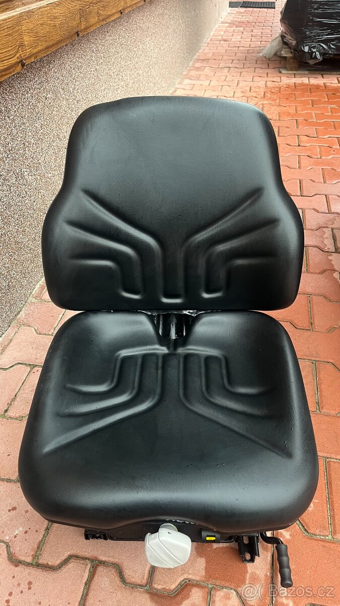 Traktorová sedačka GRAMMER