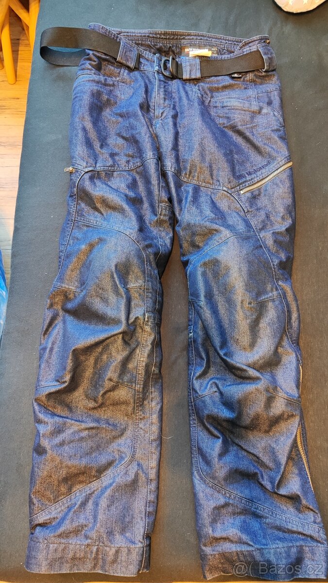 Motorkářské oblečení