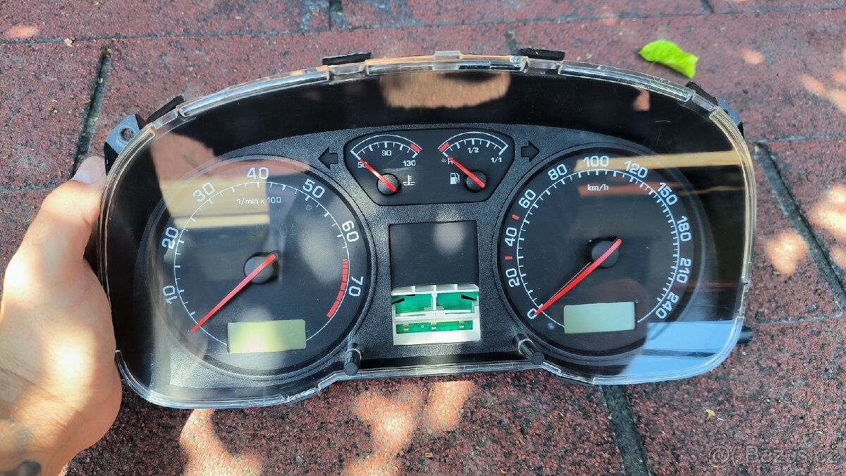 Budíky Octavia 1 MFA