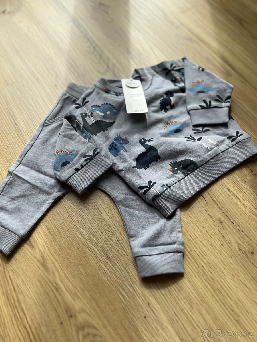 Teplákovka Lindex 62