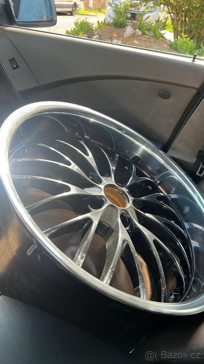 Alu kola Breytony R20