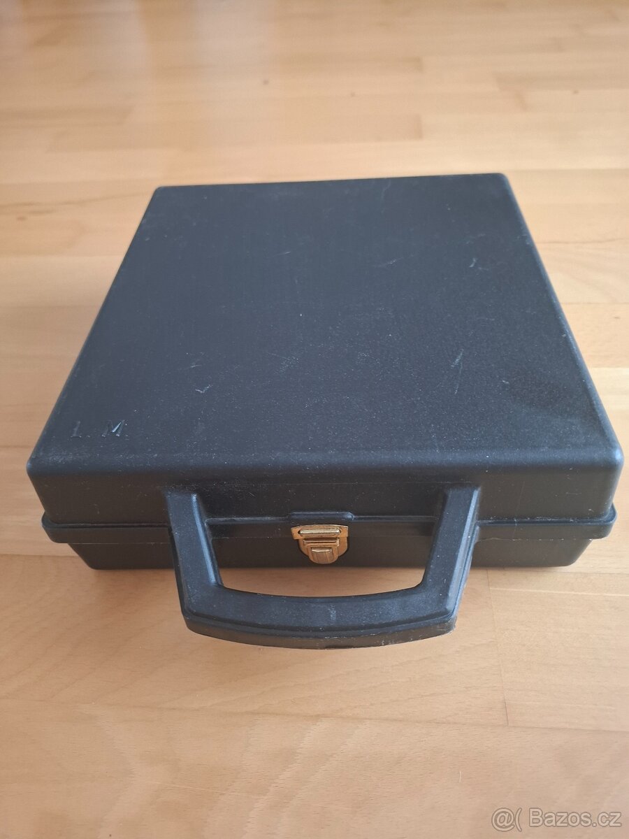 Soubor 24 kusů kazet pro Commodore 64 a VC20
