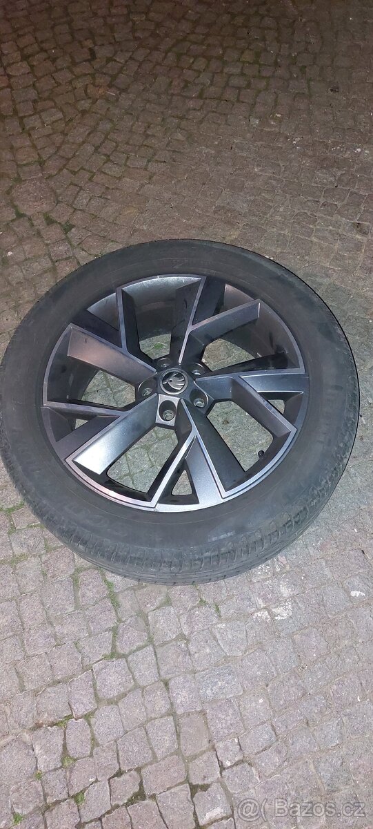Prodám Alu komplet kola Kodiaq R 19 235/50 99V