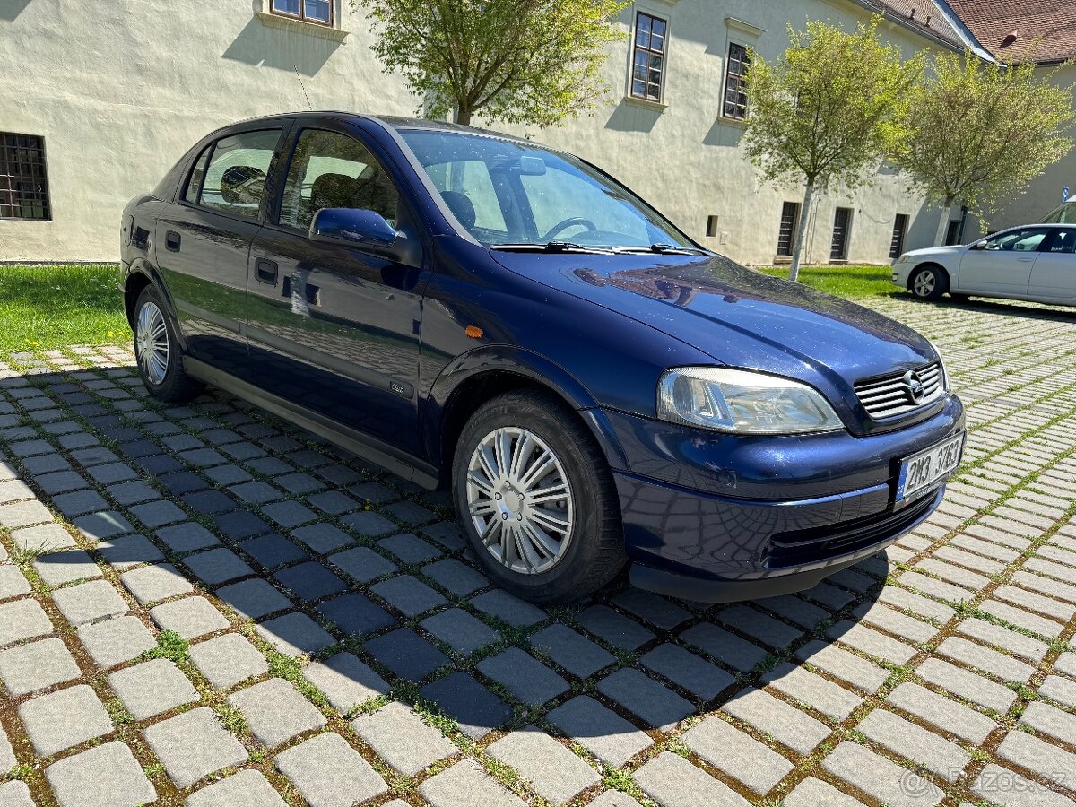 Opel Astra 1.6i 74kw