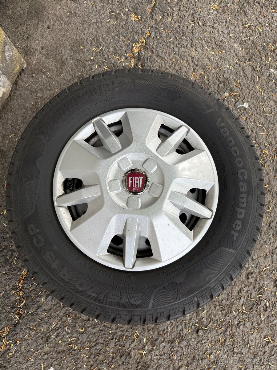 Continental VancoCamper 215/70 R15 C 109 R Letní