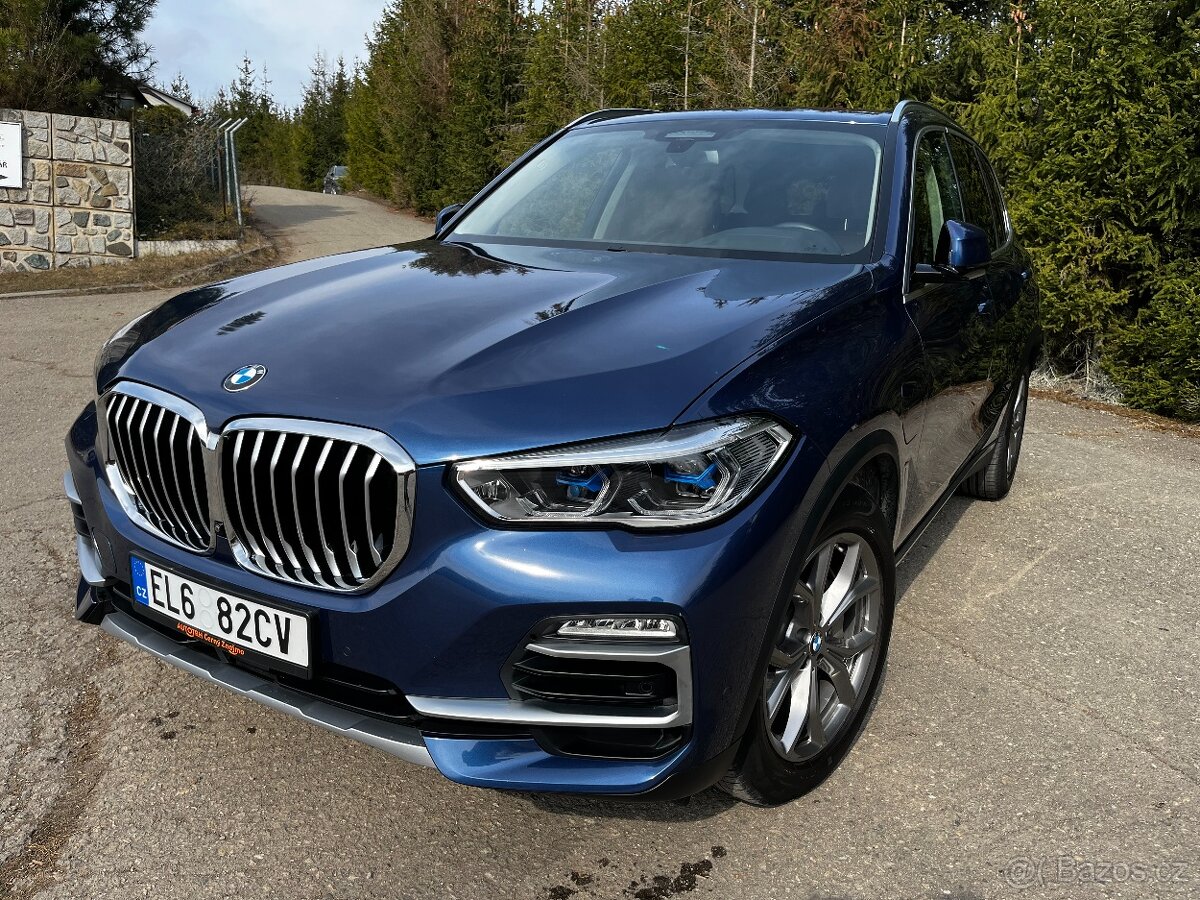 BMW X5 xDrive 45e 70t km top výbava