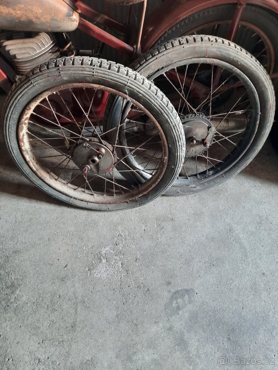 Čz 125 T kompletní kola