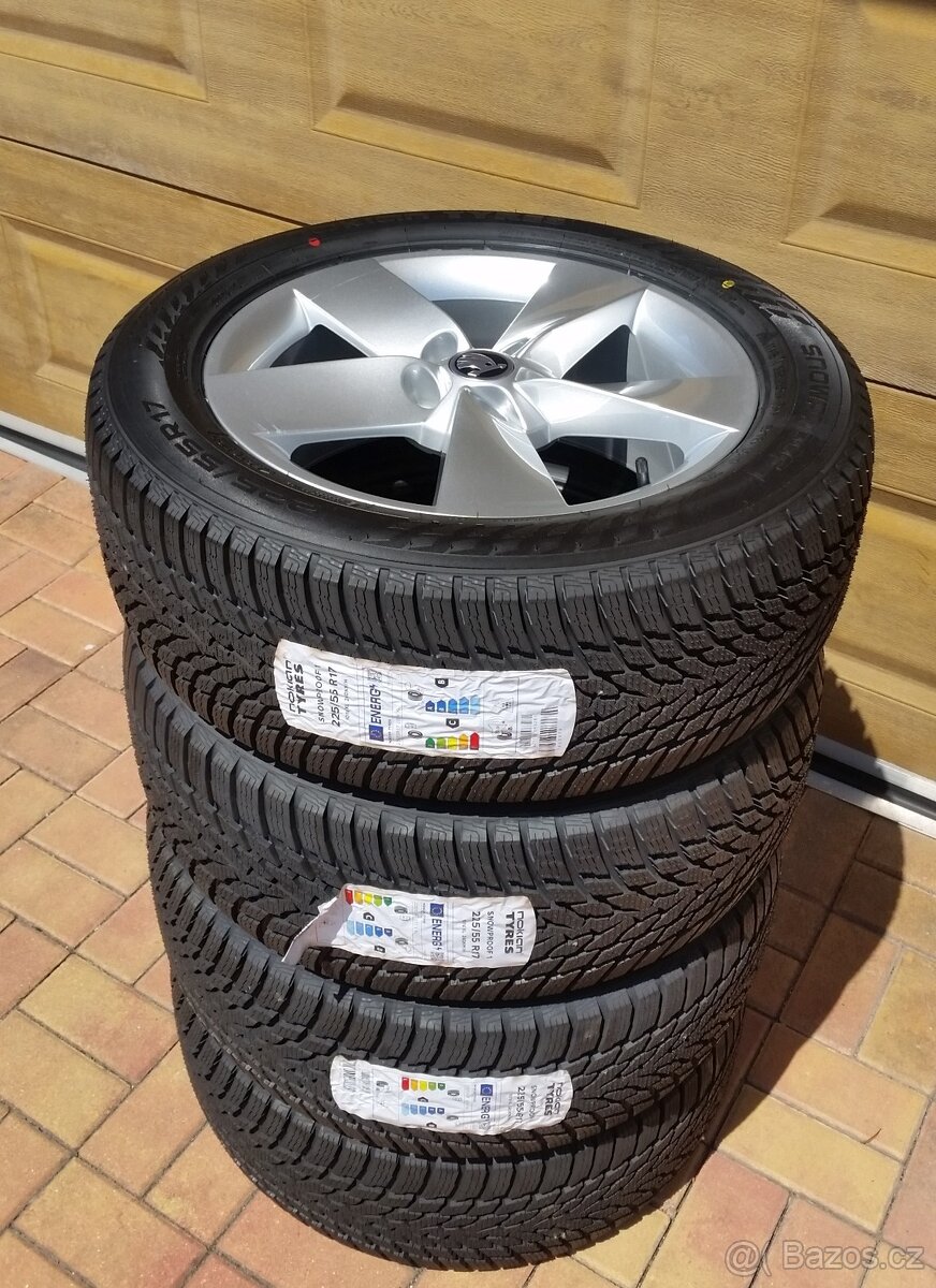 NOVÁ zimní sada ŠKODA Karoq 4x4 R17 pneu 225/55/17 NOKIAN