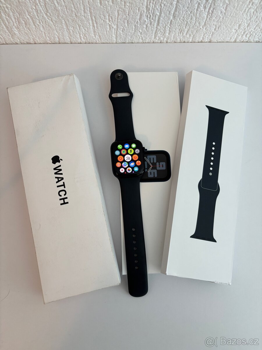 Apple watch SE 2024 44mm - 100% baterie, záruka