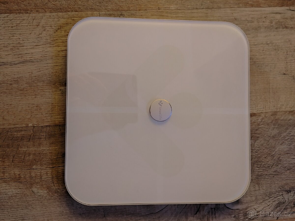 Osobní váha TrueLife FitScale W5 BT bílá