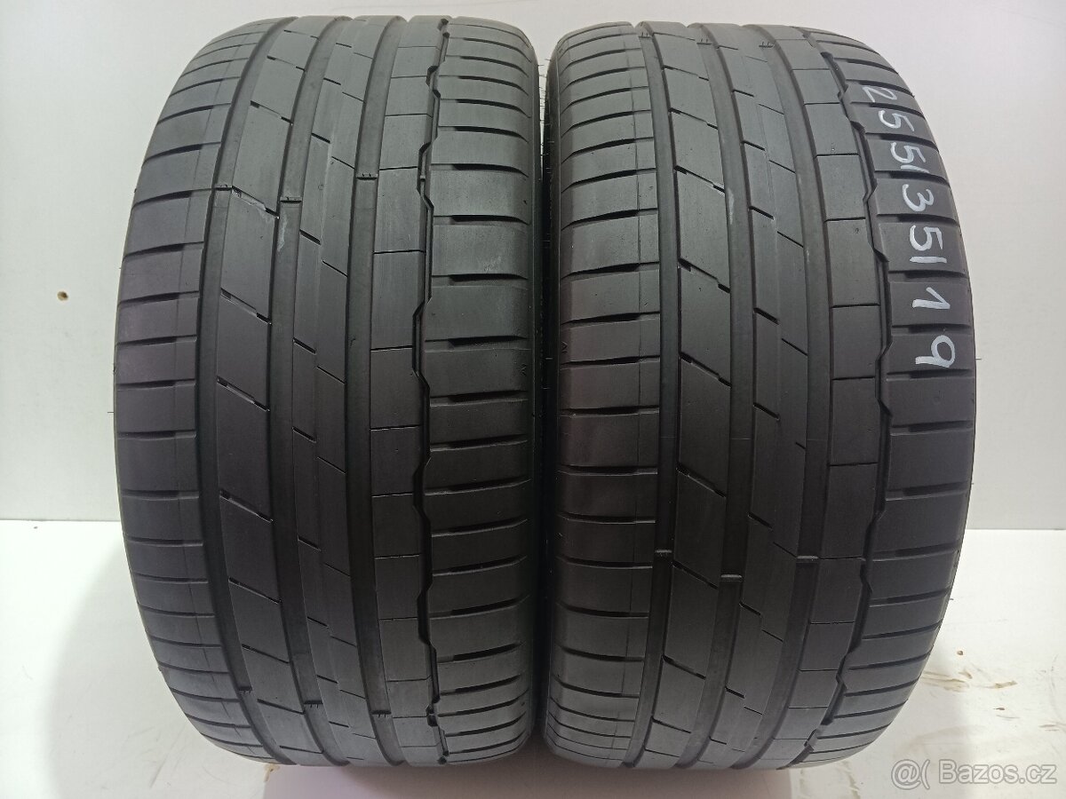 2ks letní pneu 255/35/19 Hankook