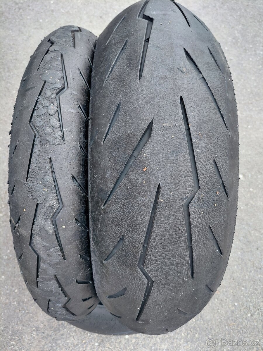 Pneumatiky krásná sada Pirelli Diablo Rosso IV 120 + 190/55-