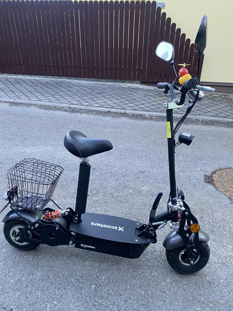 Elektrická koloběžka Xscooters