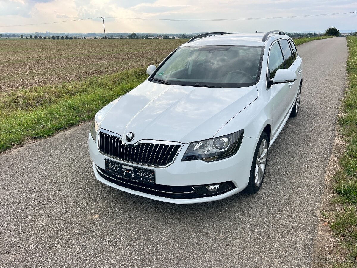 ► ŠKODA SUPERB 2.0TDI 103KW ELEGANCE - XEN-LED-NAVI-EL.KUFR