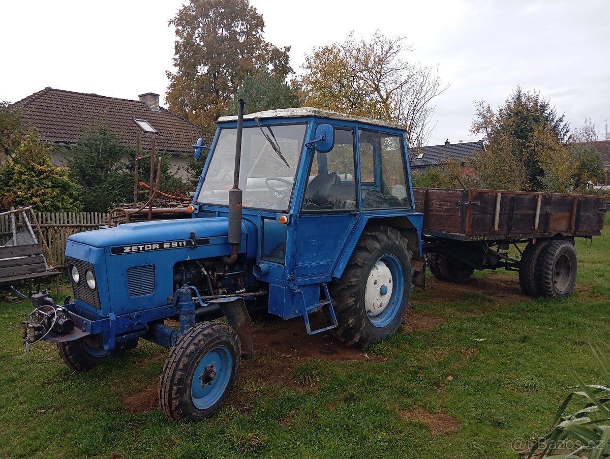Zetor 6911 s vlečkou