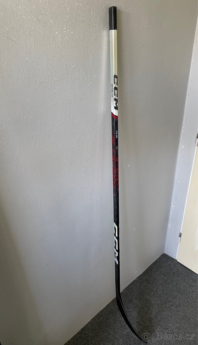 Nová kompozitová hokejka CCM JetSpeed FT6pro, zahnutí pravé