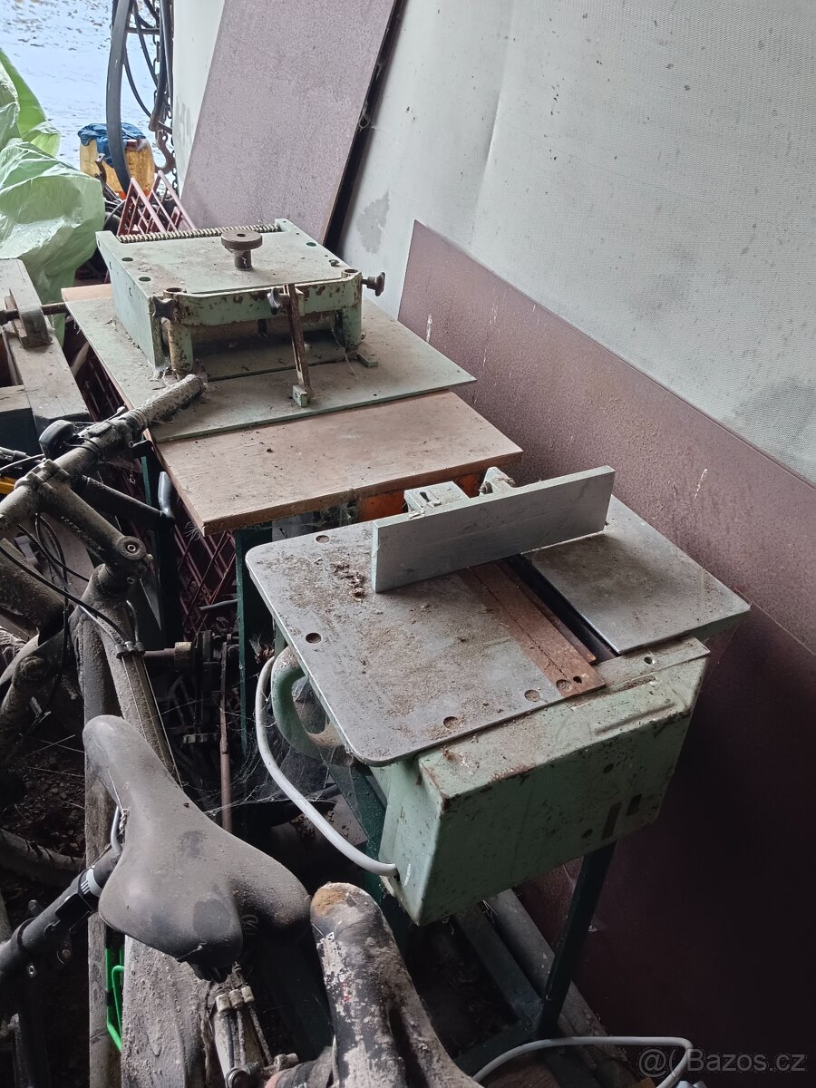 Dřevoobráběcí stroj