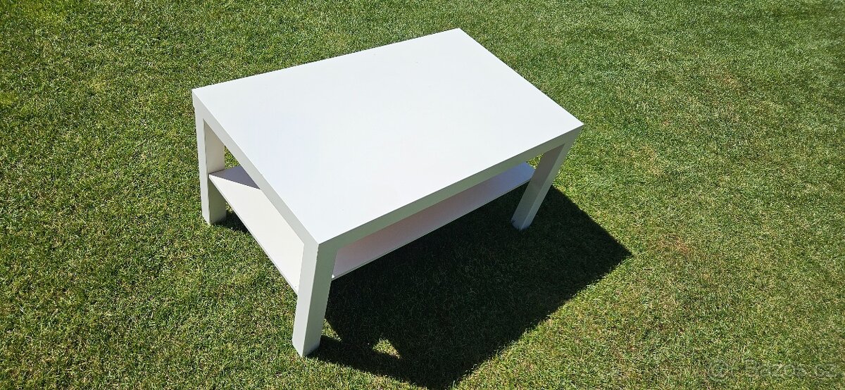 konferenční stolek IKEA