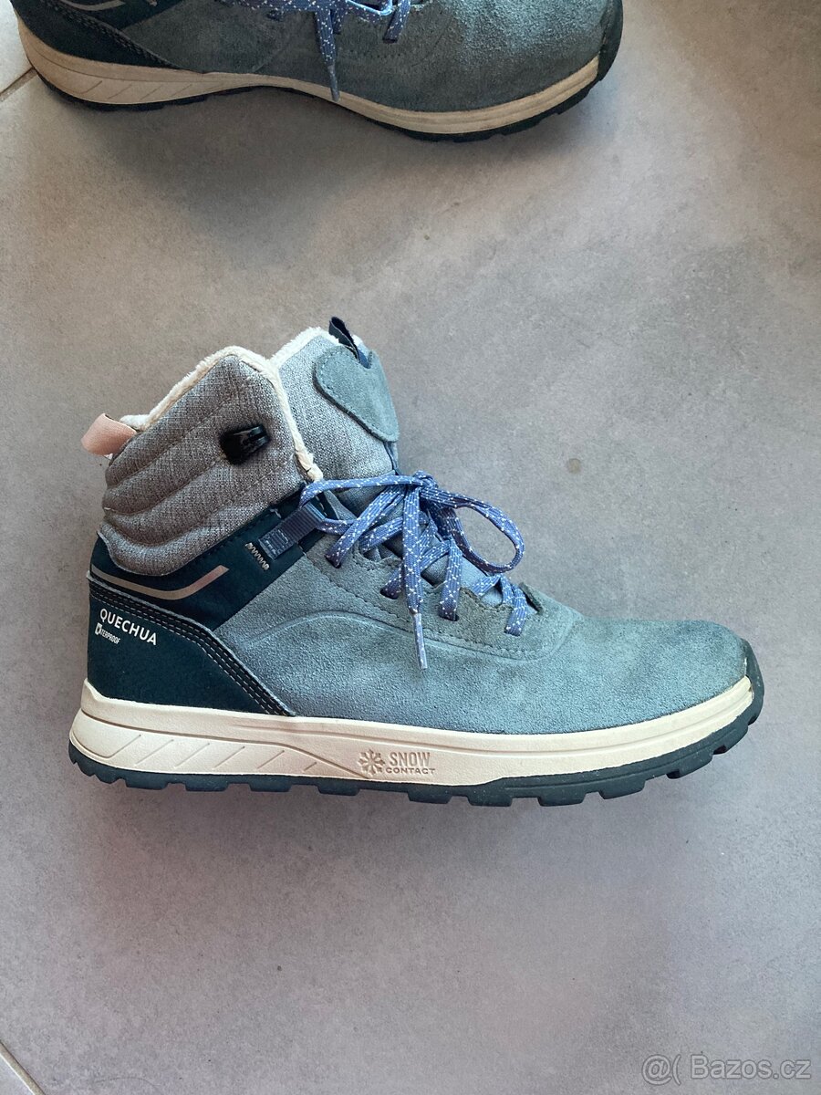 Quechua 37 kotníkové Outdoor boty