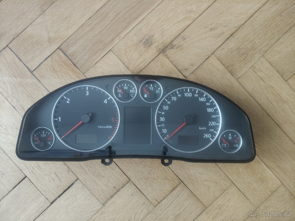 Budíky A6 C5 nafta (2.5tdi) - Nový maxidot