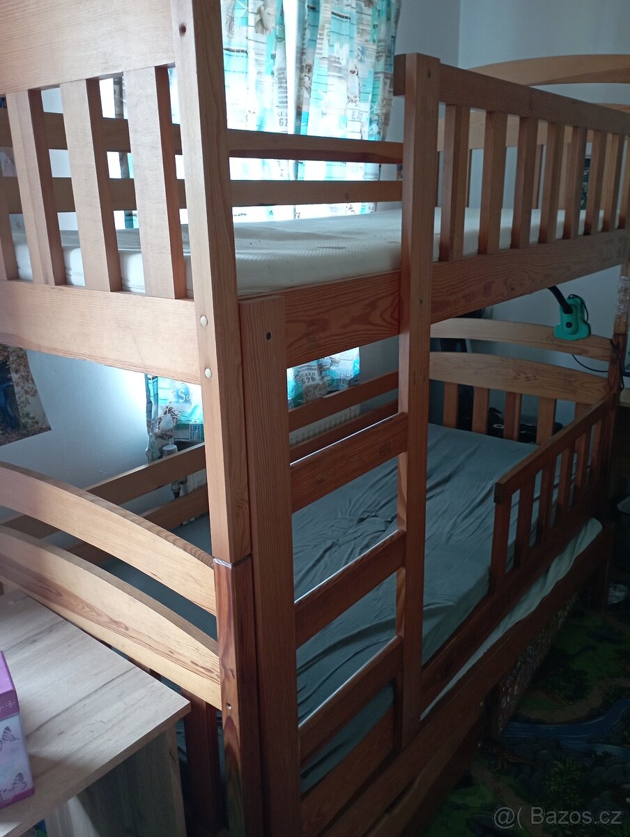 Dvoupatrová postel 3v1