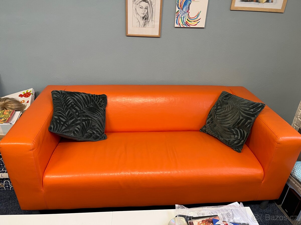 Kožená oranžová sedačka IKEA