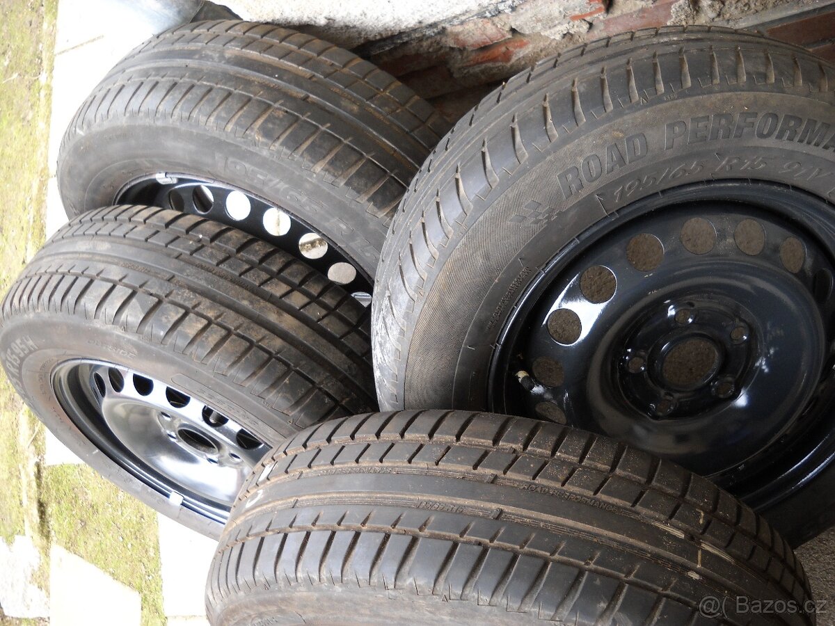 VW Touran,Caddy ,Golf sada kol 5x112 R 15