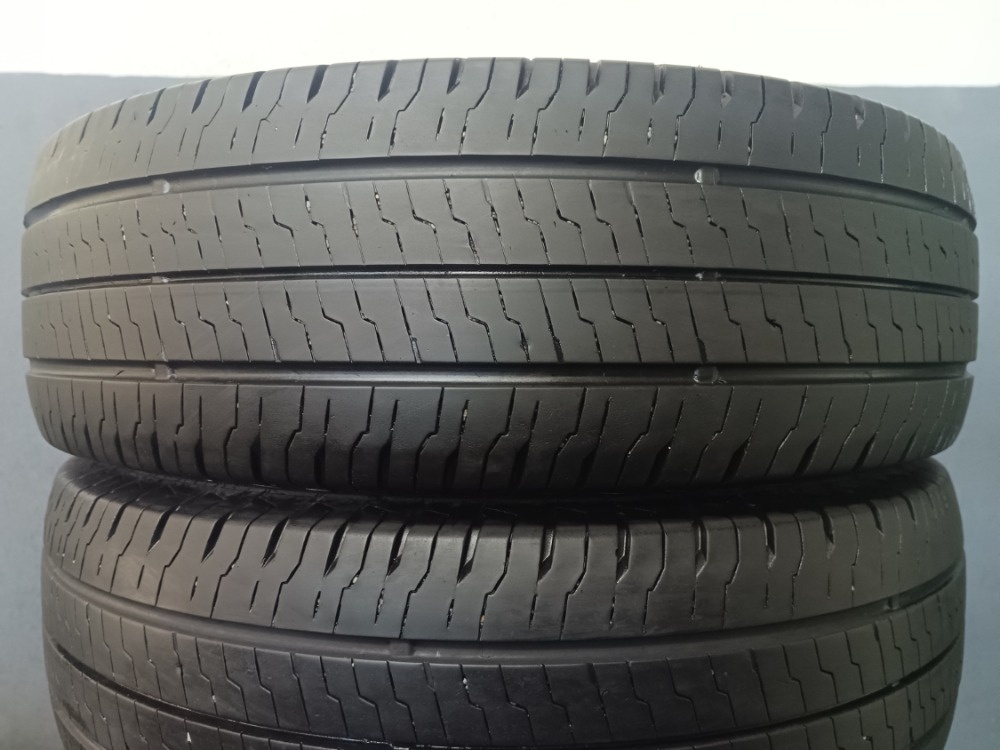 215/75 R16C CONTINENTAL (3820)
