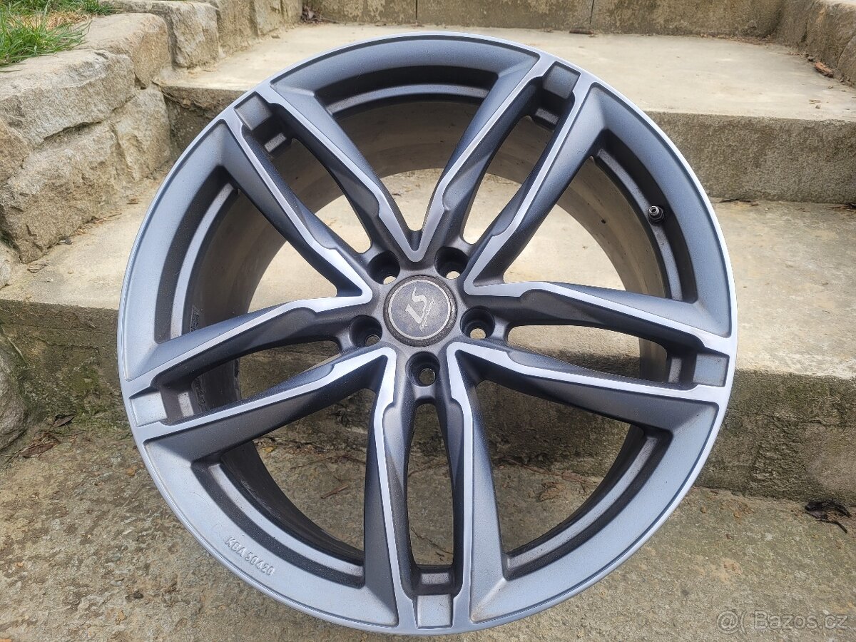 Prodám krásné obuté elektrony 5X112 r20