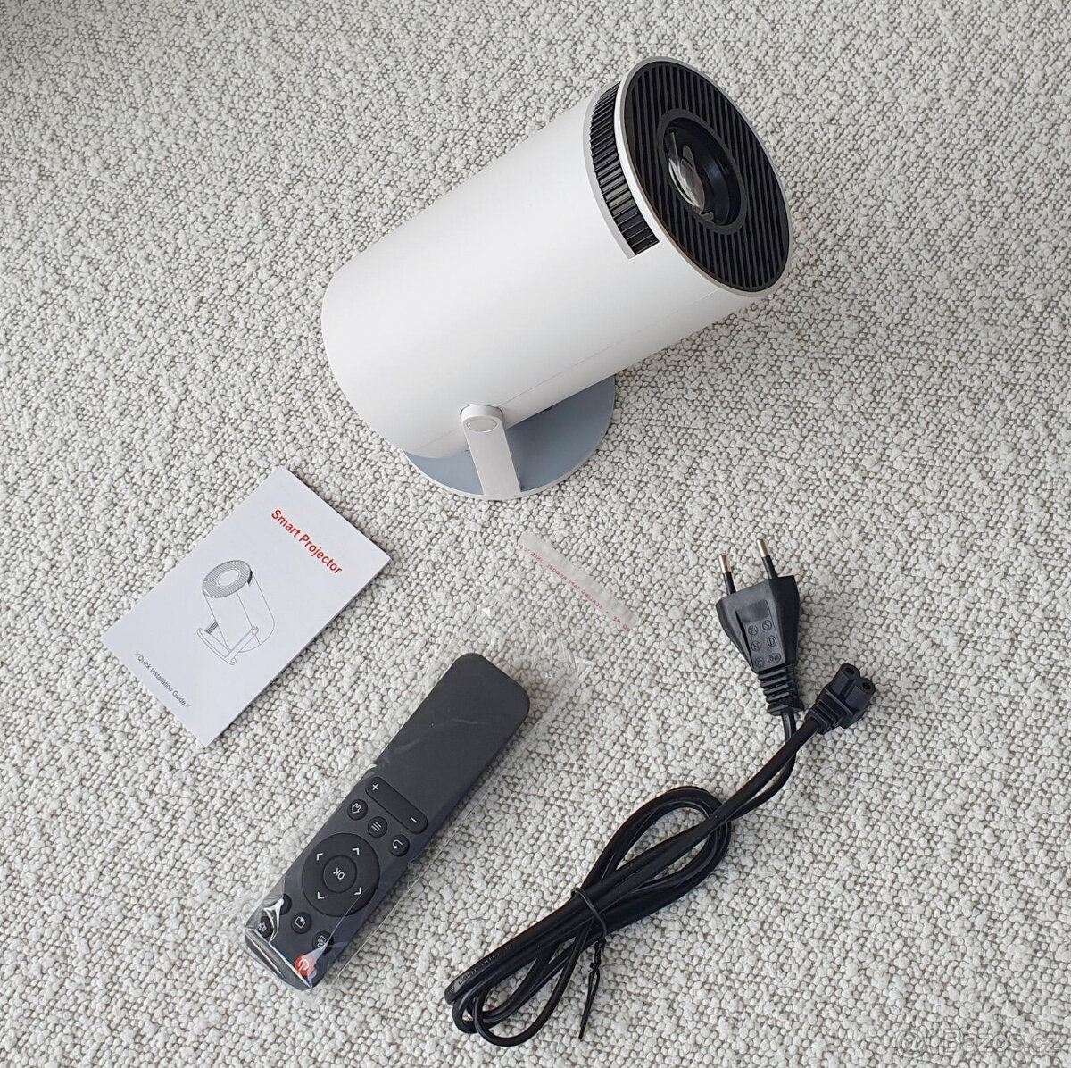 Mobilní smart PROJEKTOR s OS Android 11, Wi-Fi
