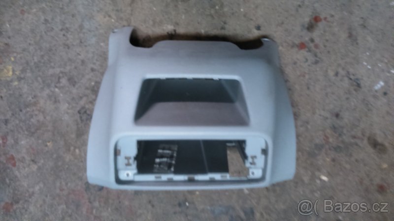 Skoda Fabia 2,Roomster Stredni kryt,radio