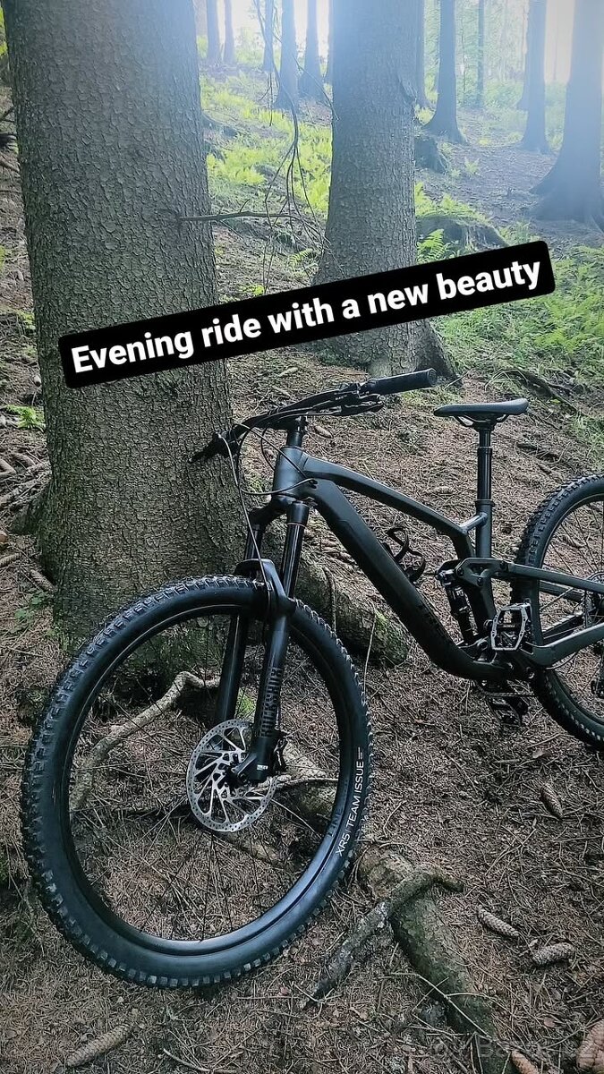 Trek Fuel EX 7 Deore/XT Gen 6 Matte Dnister Black (Vel. M/L)