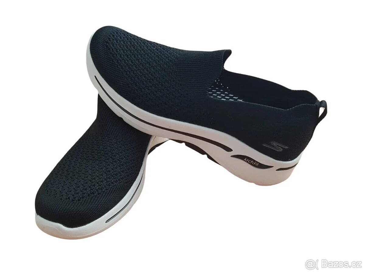 slip on boty Arch fit Skechers vel.40