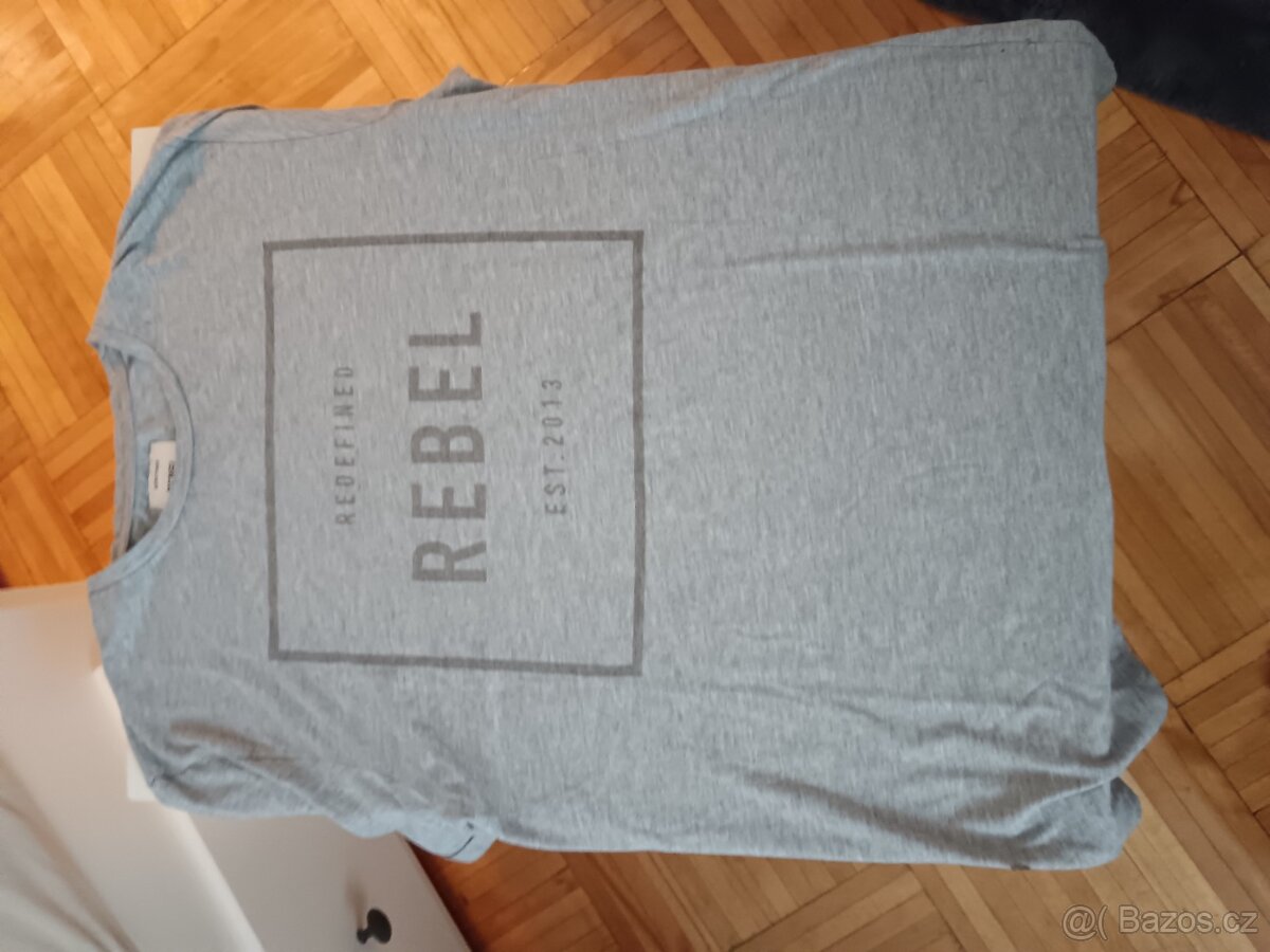 Krátké Rebel tricko