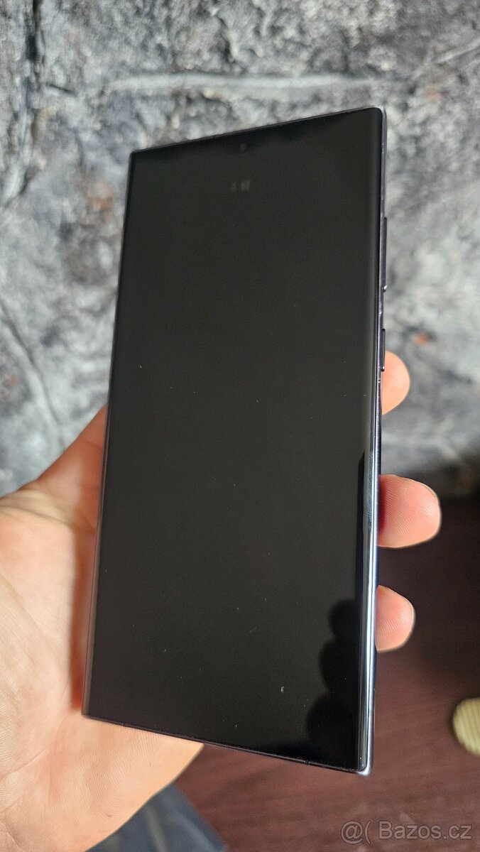 Samsung Galaxy S23 Ultra displej