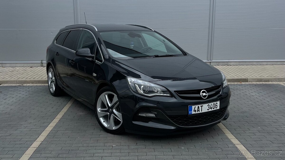 Astra J Bi-turbo, 1.majitel