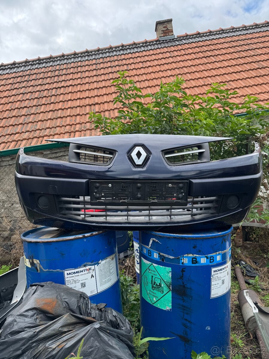 Přední nárazník Renault Megane 2 FL
