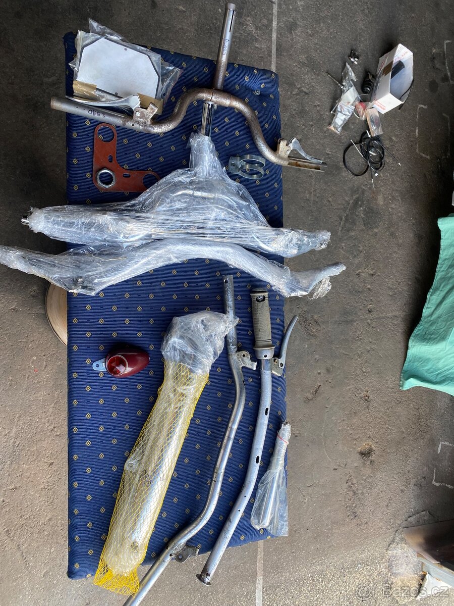 Jawa parez 550 + 555 díly