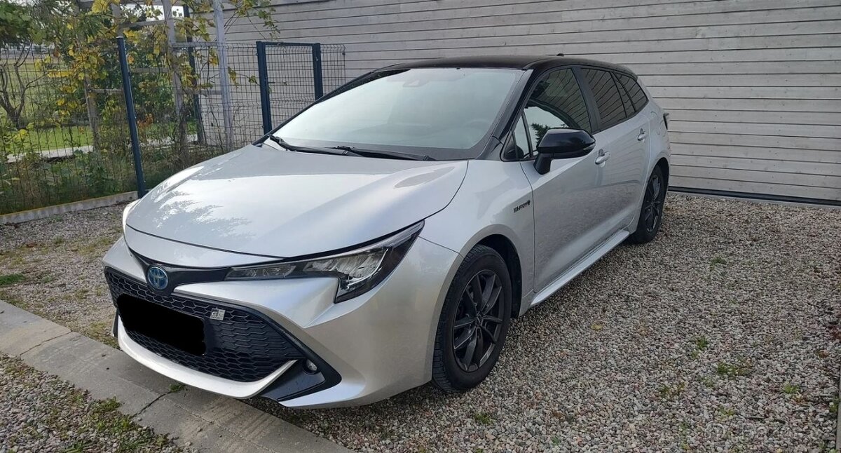 Toyota Corolla 1.8 Hybrid TS kombi 72kw