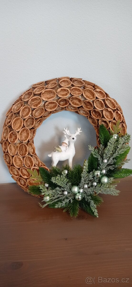 Vánoční věnec na dveře