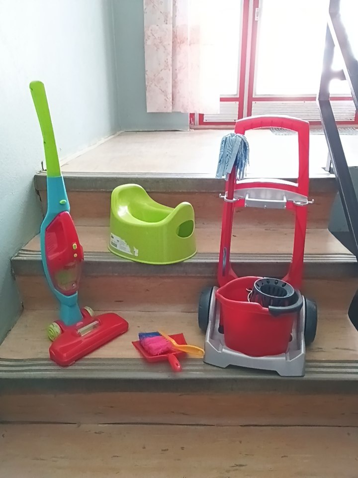 Uklizeci set pro děti+ nočník