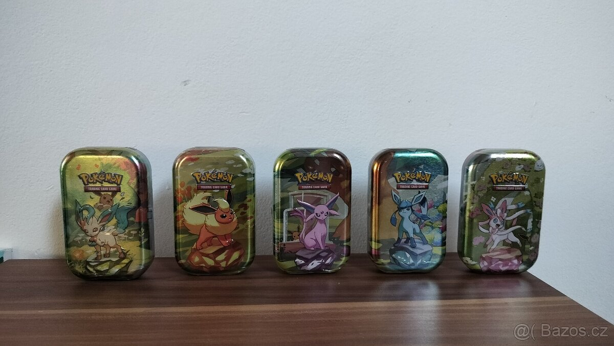 Pokemon Prismatic Evolutions Mini Tins