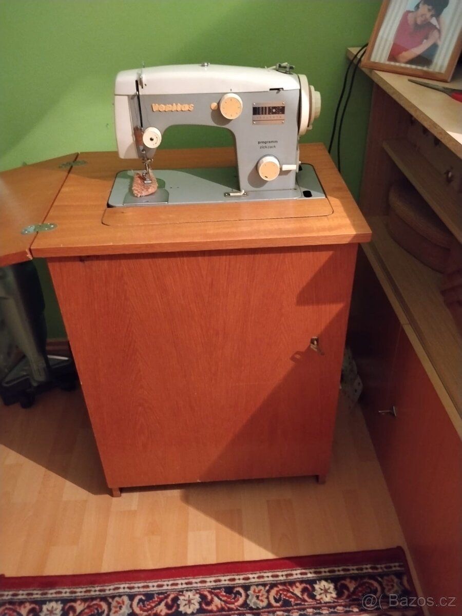 Šicí stroj Veritas