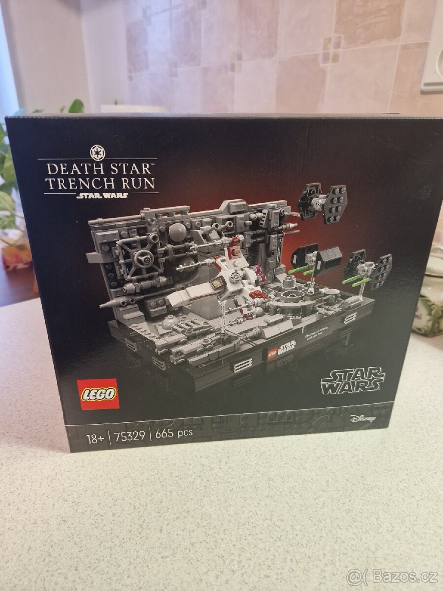 LEGO Death Star Trench Run 75329