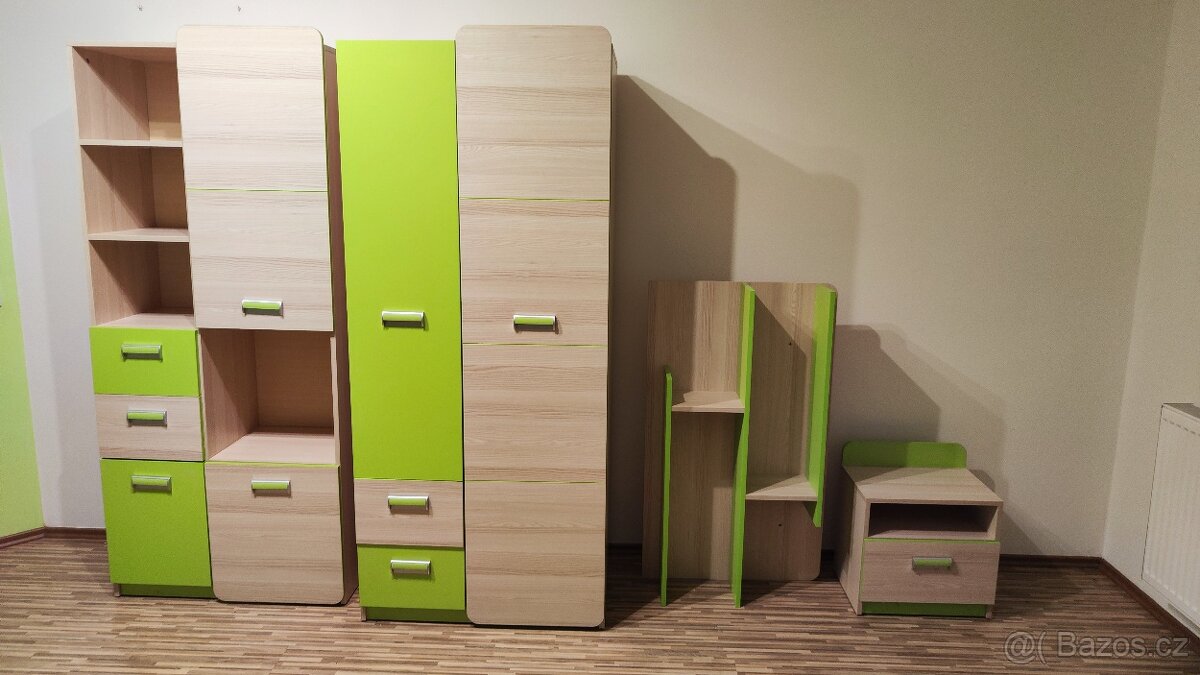 Dětská sestava nábytku
