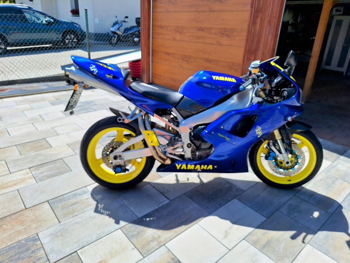 Yamaha R1 r.v. 1999