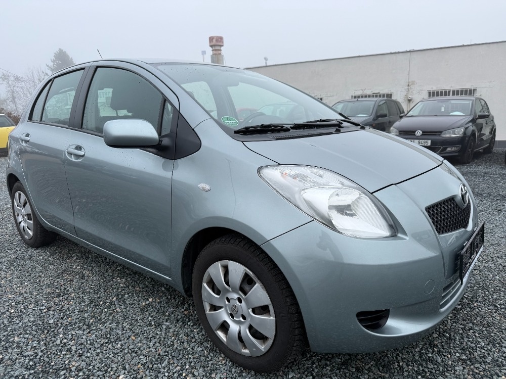 Toyota Yaris 1.3 VVT-i 64kW Automat